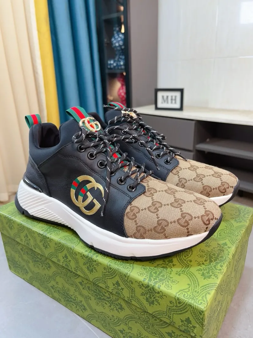 Men's shoes 💰458🌹🌹GUCCI [Gucci] New high-end brand of men's shoes, the latest fashionable casual men's shoes, trendy and versatile, relaxed and sporty style, uppers imported from Italy, first-layer cowhide, genuine leather lining, and ultra-fine workmanship. Original personalized fashionable rubber wear-resistant outsole, light and comfortable on the foot, size 38-44